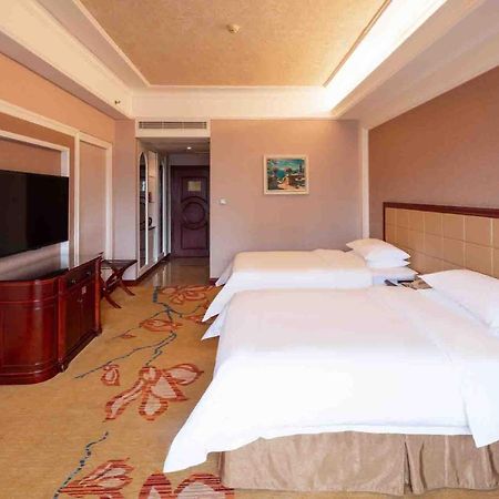 Vienna Hotel Shenzhen Songgang Liye Road Buitenkant foto