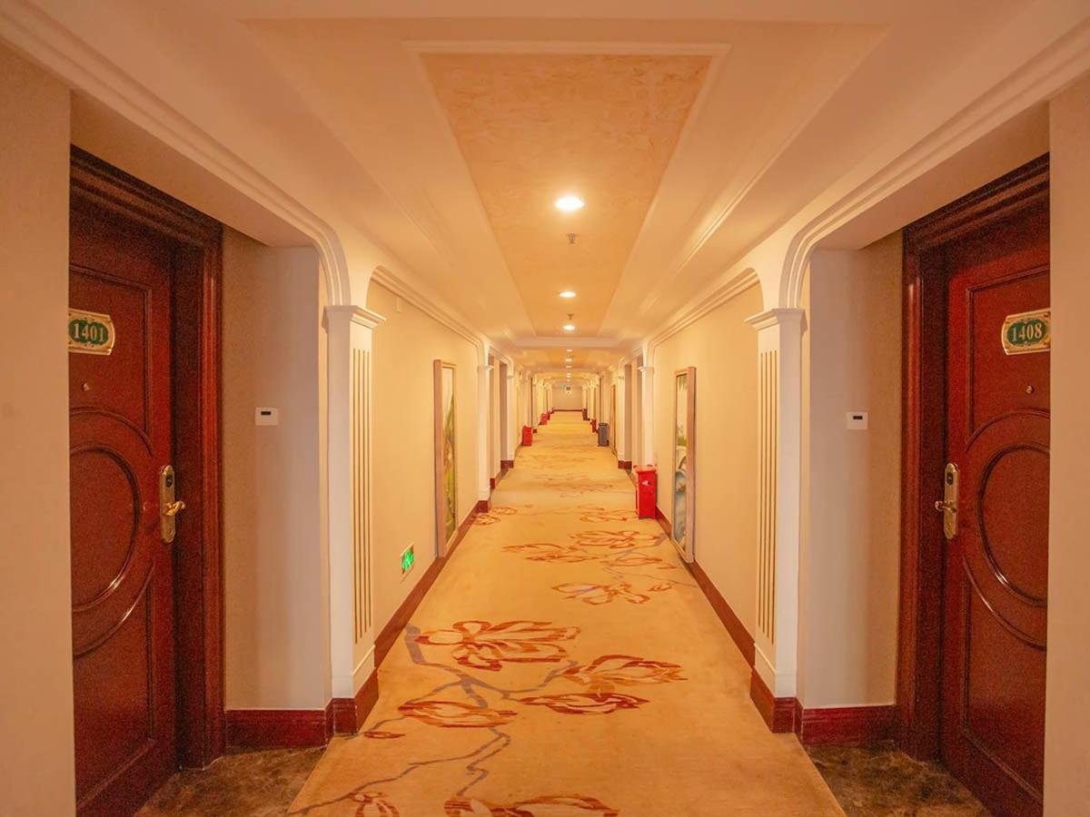 Vienna Hotel Shenzhen Songgang Liye Road Buitenkant foto