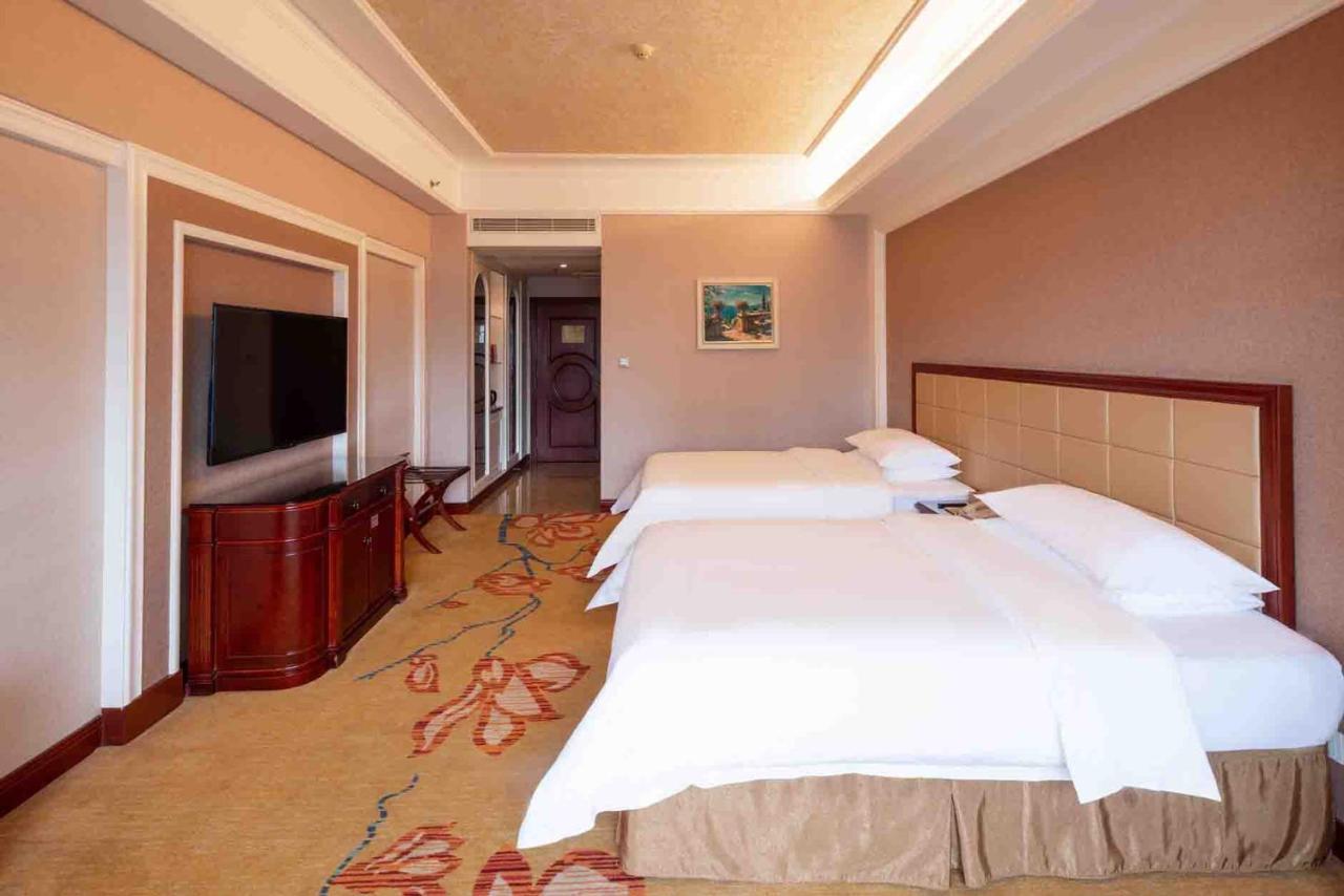 Vienna Hotel Shenzhen Songgang Liye Road Buitenkant foto